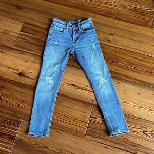 Gap Kids Skinny Jeans in medium distressed